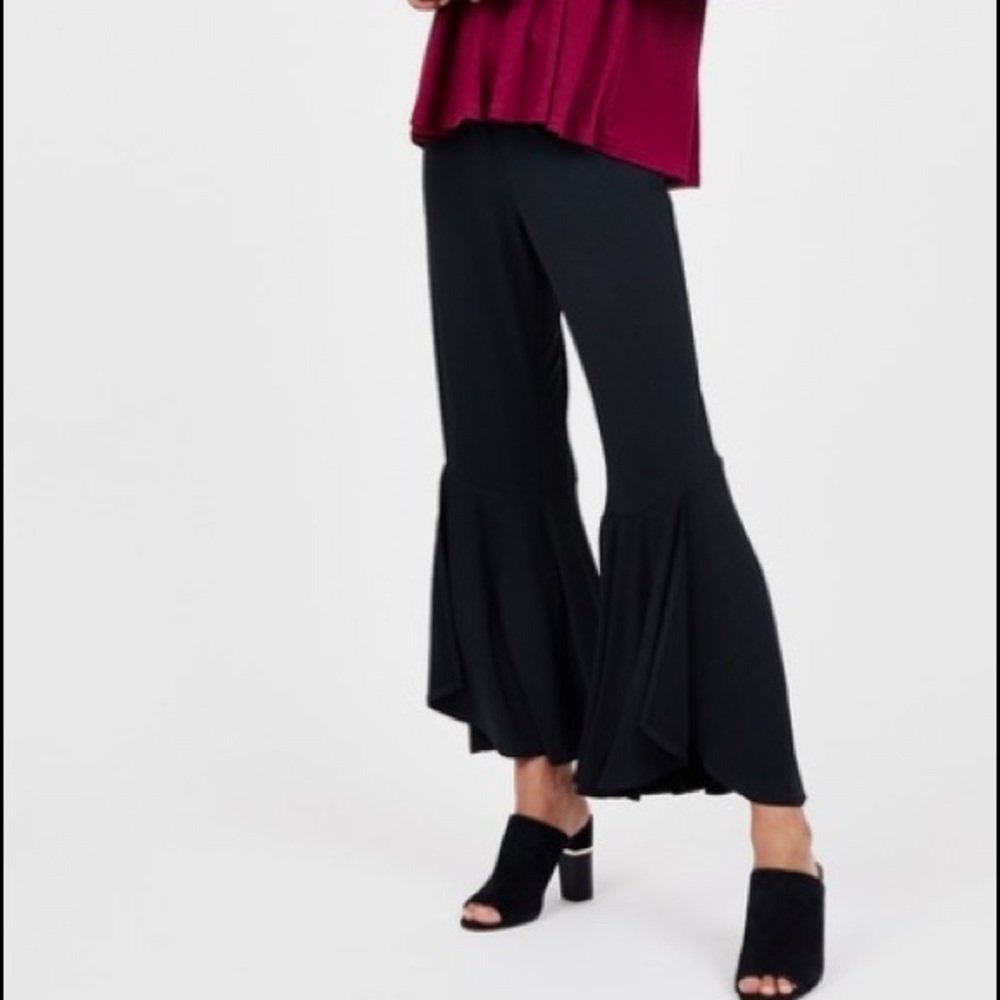 Octavia Ruffle Hem Pant